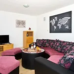 Family Apartment Omiš