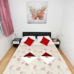 Family Apartment * Omiš