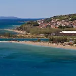 Family Apartment Dom wakacyjny Omiš