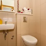 Family Apartment *