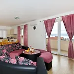 Family Apartment Dom wakacyjny
