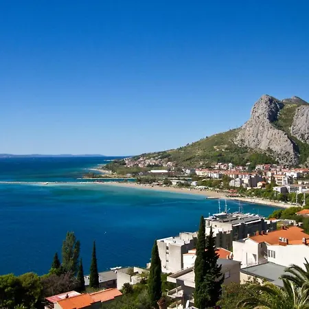 Michy - Family House For Big And Small Groups Omiš